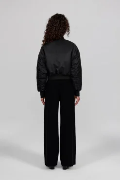 Gertrude Bombers court oversize Tchikita Noir Online