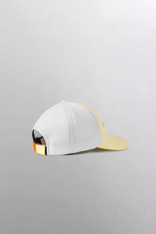 Gertrude Casquette avec marquage brodé devant Benja Ecru Hot