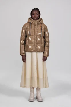 Gertrude Doudoune courte nylon glossy Lili Bright Taupe Clearance