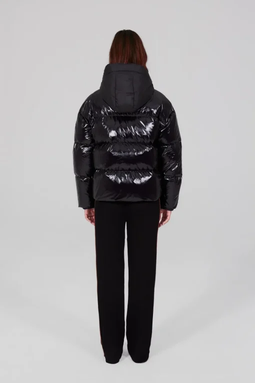 Gertrude Doudoune courte nylon glossy Lili Bright Noir Flash Sale
